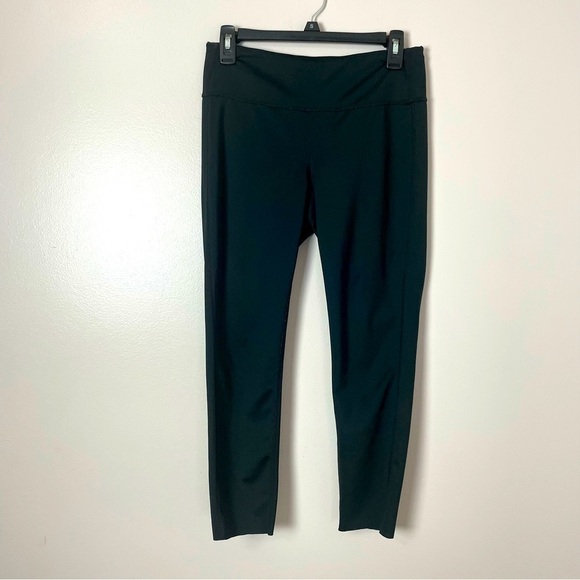 Athleta Crystal Chaturanga Reversible Leggings | Black or Polka-Dot - Picture 5 of 8